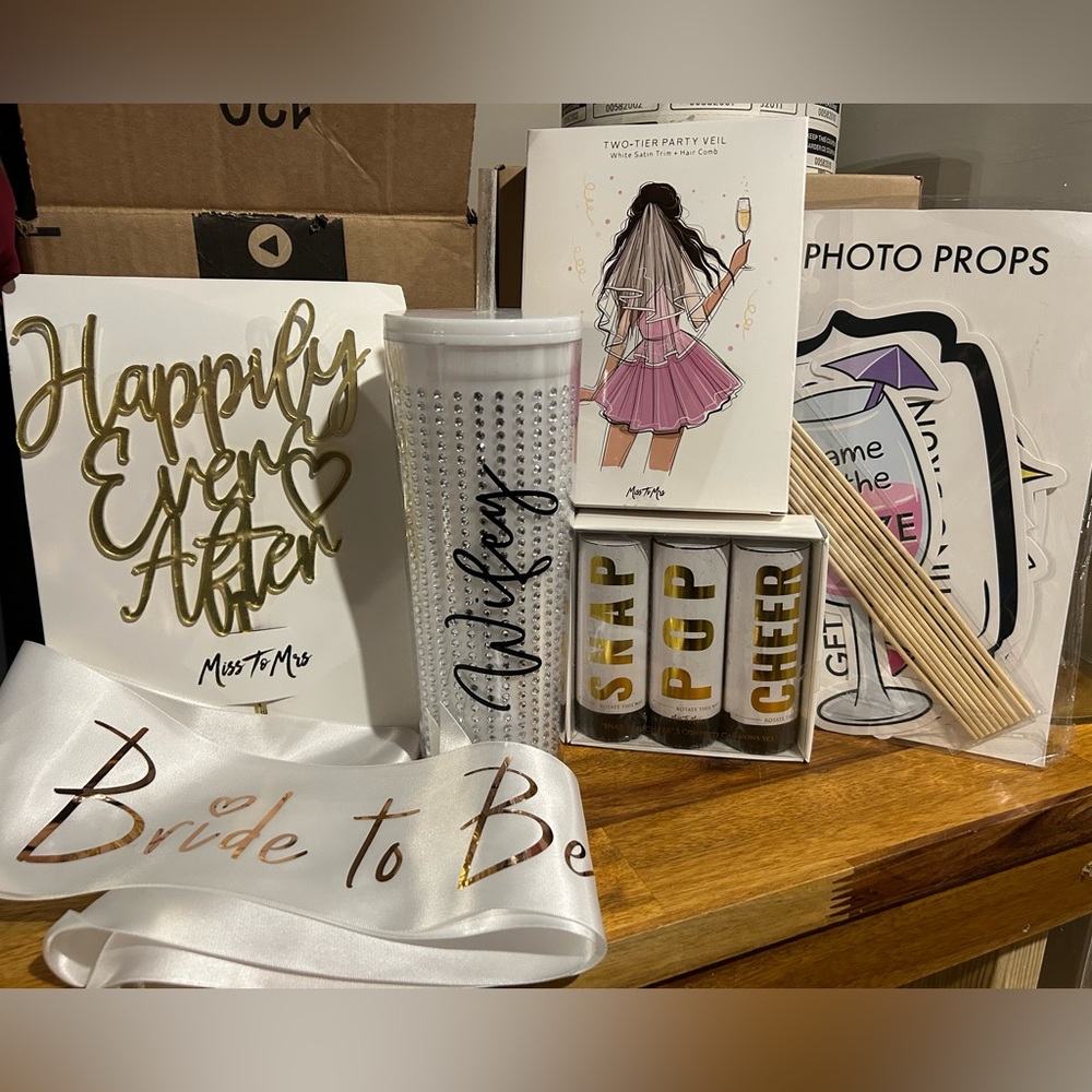 Bachelorette / Bridal Shower Accessories & Props